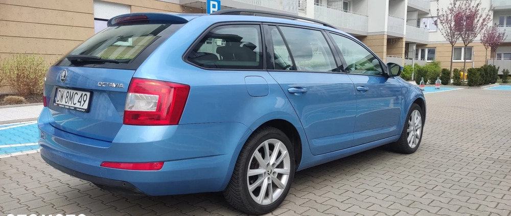 Skoda Octavia cena 46900 przebieg: 234000, rok produkcji 2016 z Wrocław małe 67